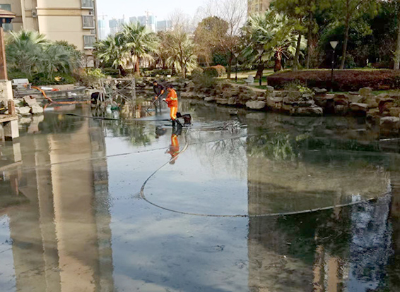 册亨景观池淤泥清理